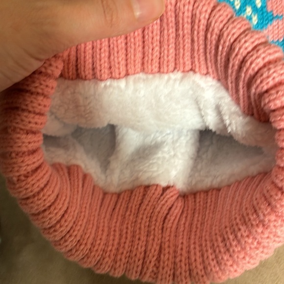 2 sets of Girls Disney Lined hats-Disney Princess Pink & Purple - Picture 6 of 17